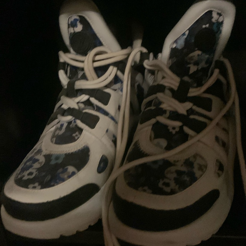 Shoes don’t have box